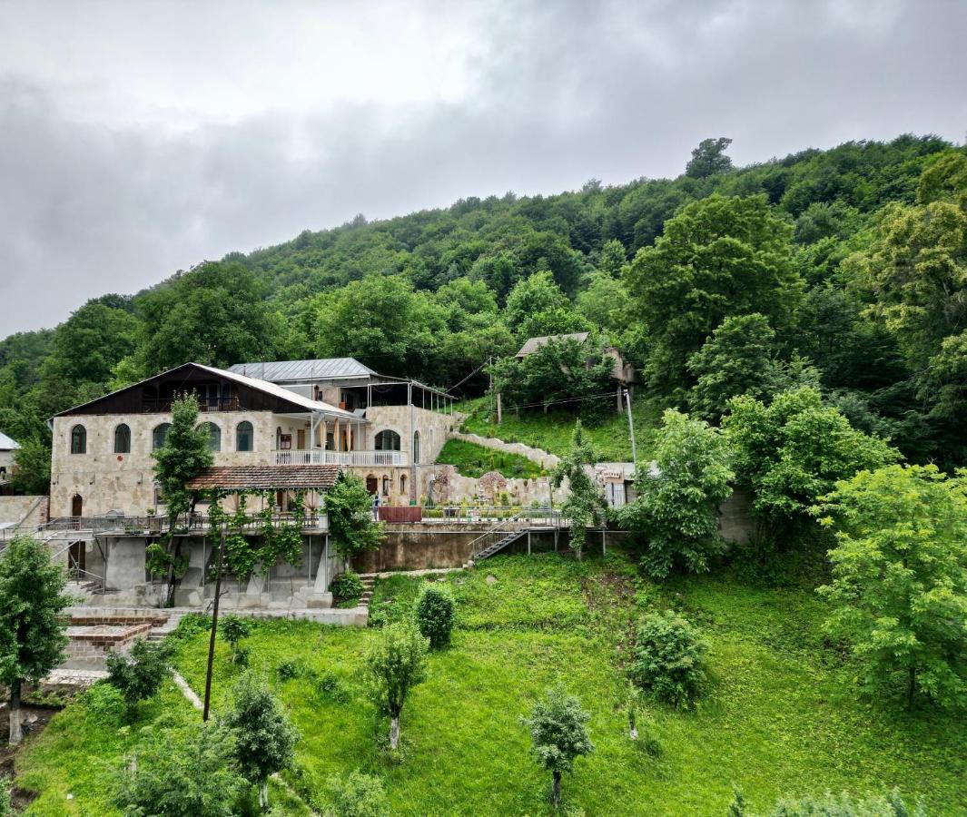 Deghceni Clubhouse Hotell Dilijan Exteriör bild