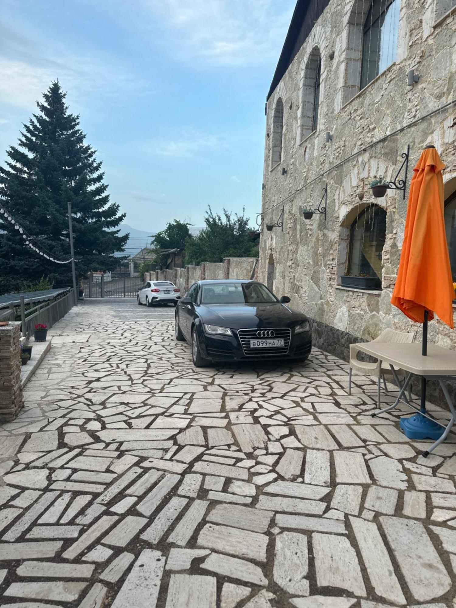 Deghceni Clubhouse Hotell Dilijan Exteriör bild
